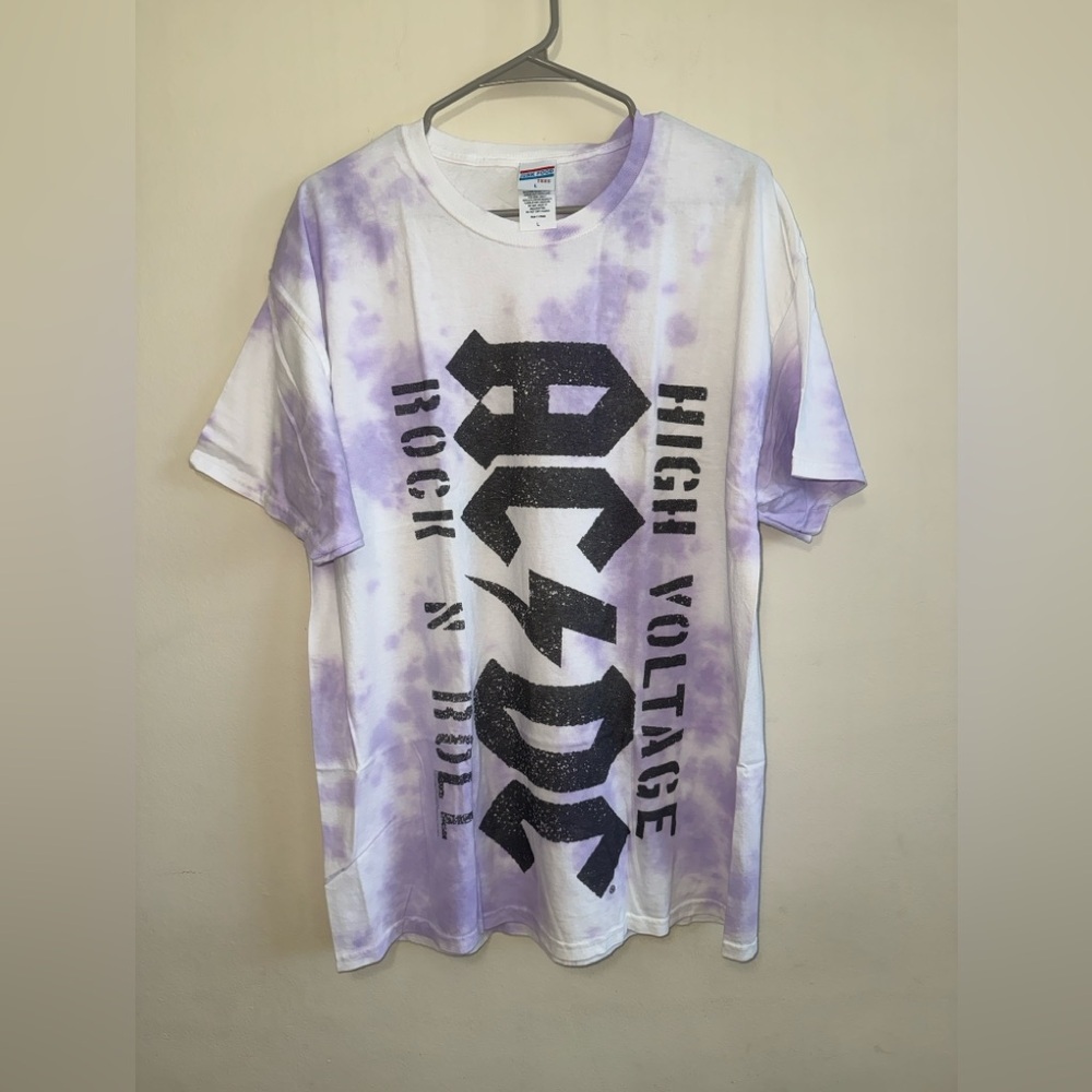 Junk Food Clothing AC/DC Tie Dye Graphic Tee NWT $50 size large